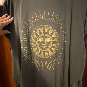 Pebby Forevee Side Slit Tee